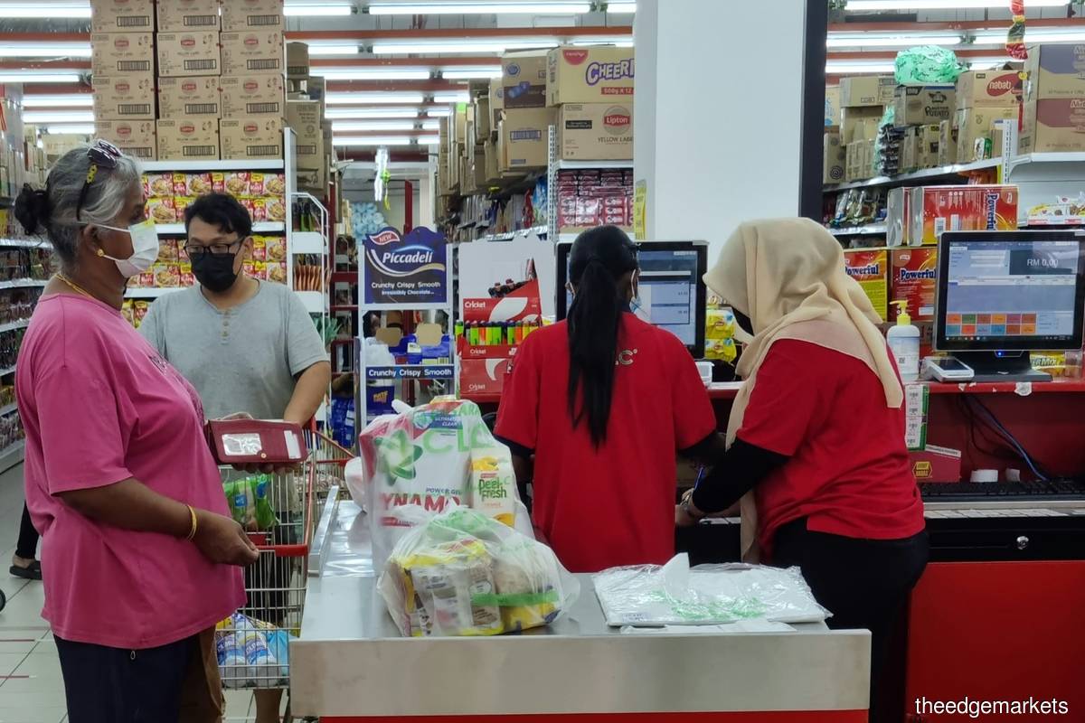 According to the prime minister, the short-term assistance provided previously was temporary and could only last for some time. (Photo by Mohd Suhaimi Mohamed Yusuf/The Edge)